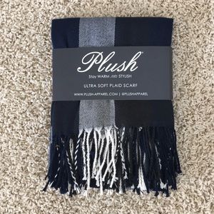 Plush plaid scarf. Brand new